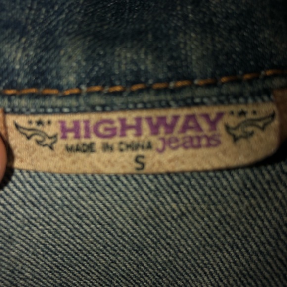 Distressed denim jacket - Picture 2 of 5